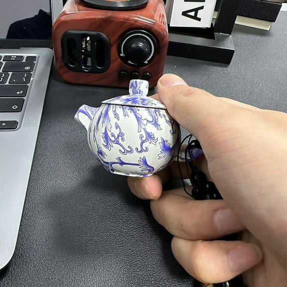 FHBVT Blue And White Porcelain Teapot Lighter Copper Alloy Mini Portable Butane Gas Lighter Leak-Proof Valve Exquisite Craftsmanship Creative Gift for Candle Cigarette Camping BBQ Adjustable Flame