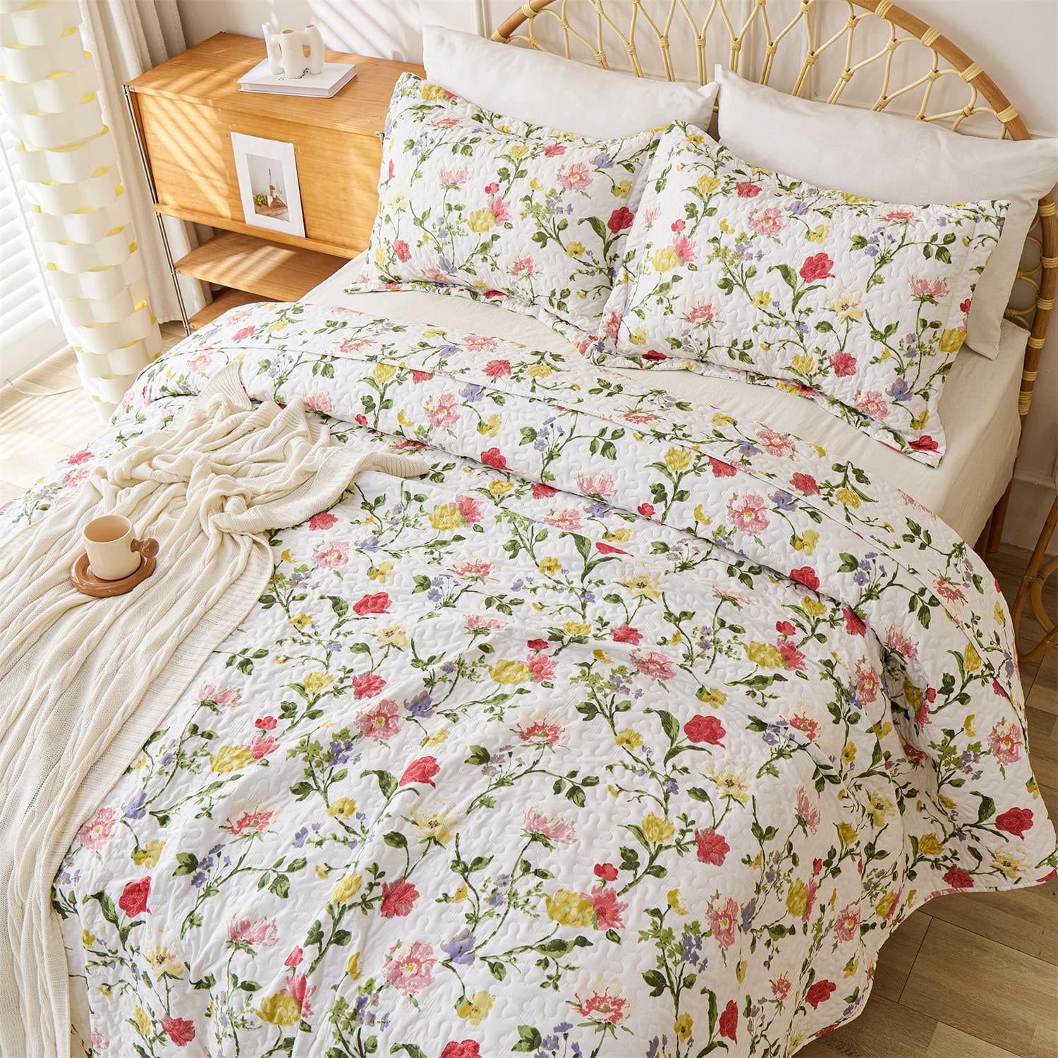 3 Piece Floral Quilt Sets Queen Size, Soft Lightweight Microfiber Bedspreads Reversible Coverlet