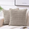 thumbnail image 1 of Fundas de Almohada Decorativas YONGSHENG 2 Paquetes Color Topo 18.0 x 18.0 in Pompones, 1 of 5