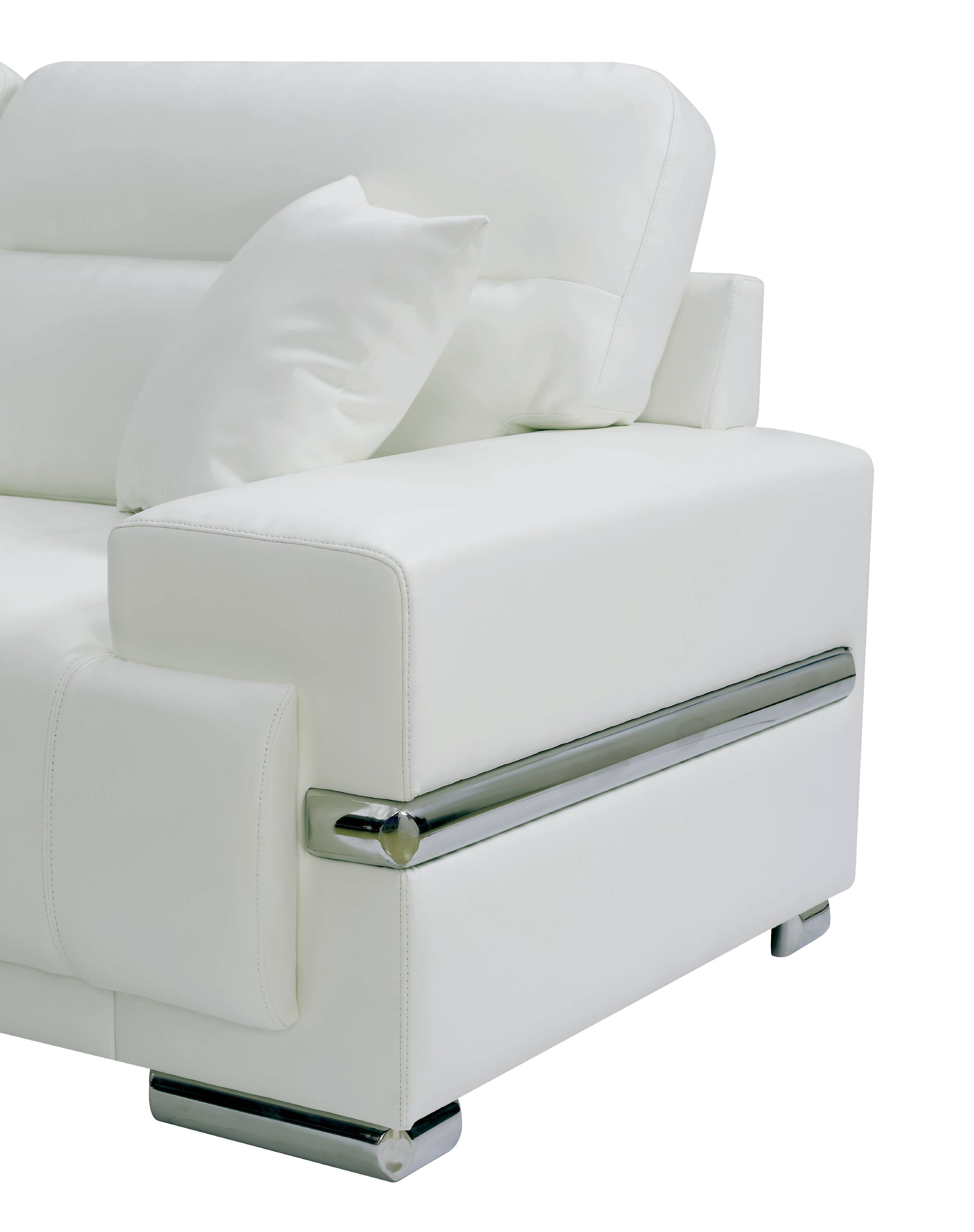 Furniture of America Contemporary Faux Leather Larcey Accent Chair, White
