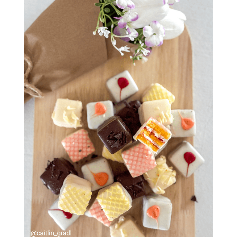 The Swiss Colony Incredible Petits Fours - Gift of 24; 10 3/4 oz