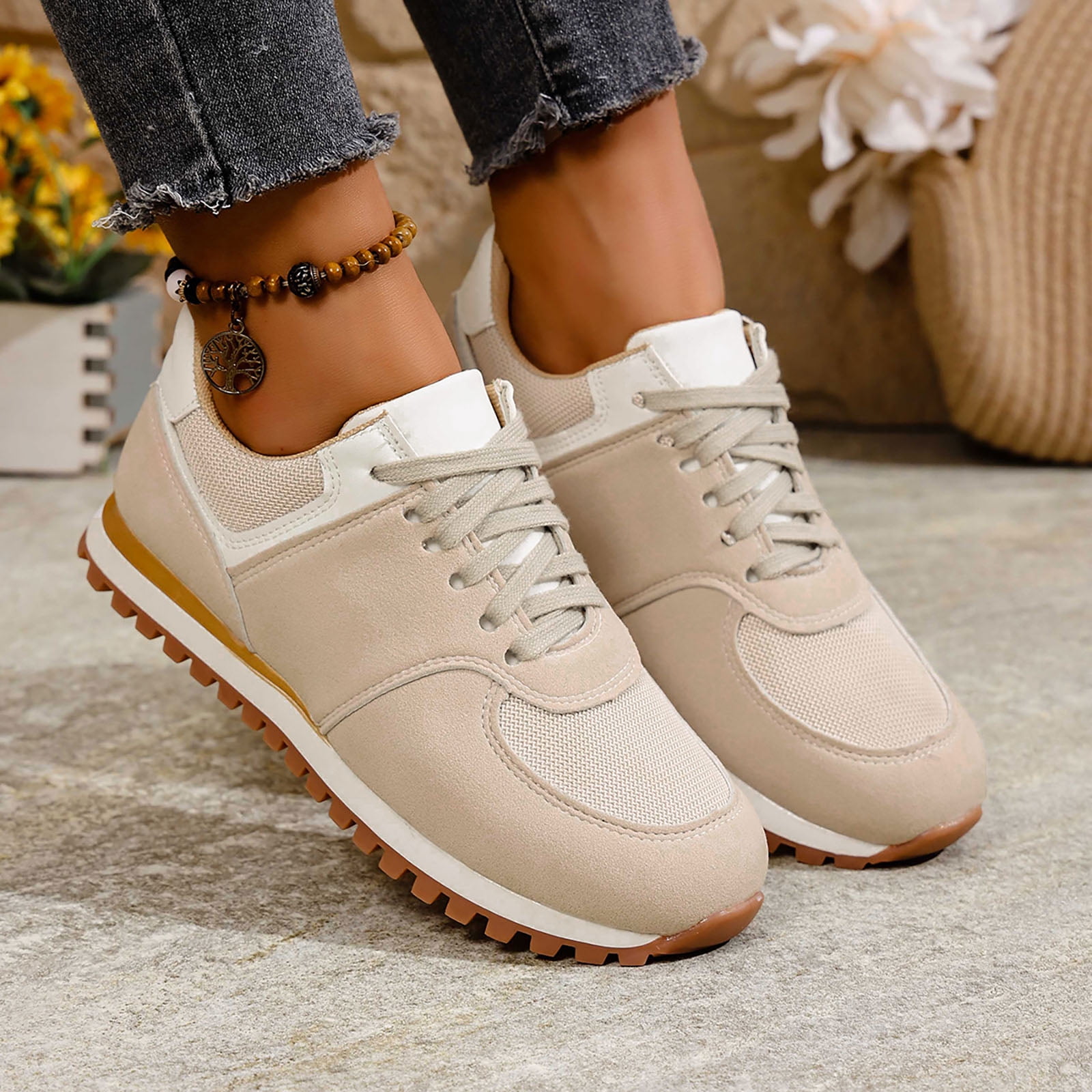 Dakaela Womens Fashion Sneakers 2025 Suede Classic Tennis Running Shoes Lace up Non Slip Trainer Walking Shoes White 9.5
