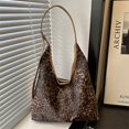 thumbnail image 4 of Bolso de mano de gran capacidad con estampado de leopardo popular de este año, bolso grande, nuevo estilo 2025, bolso de hombro versátil de moda, bolso de mujer, 4 of 5