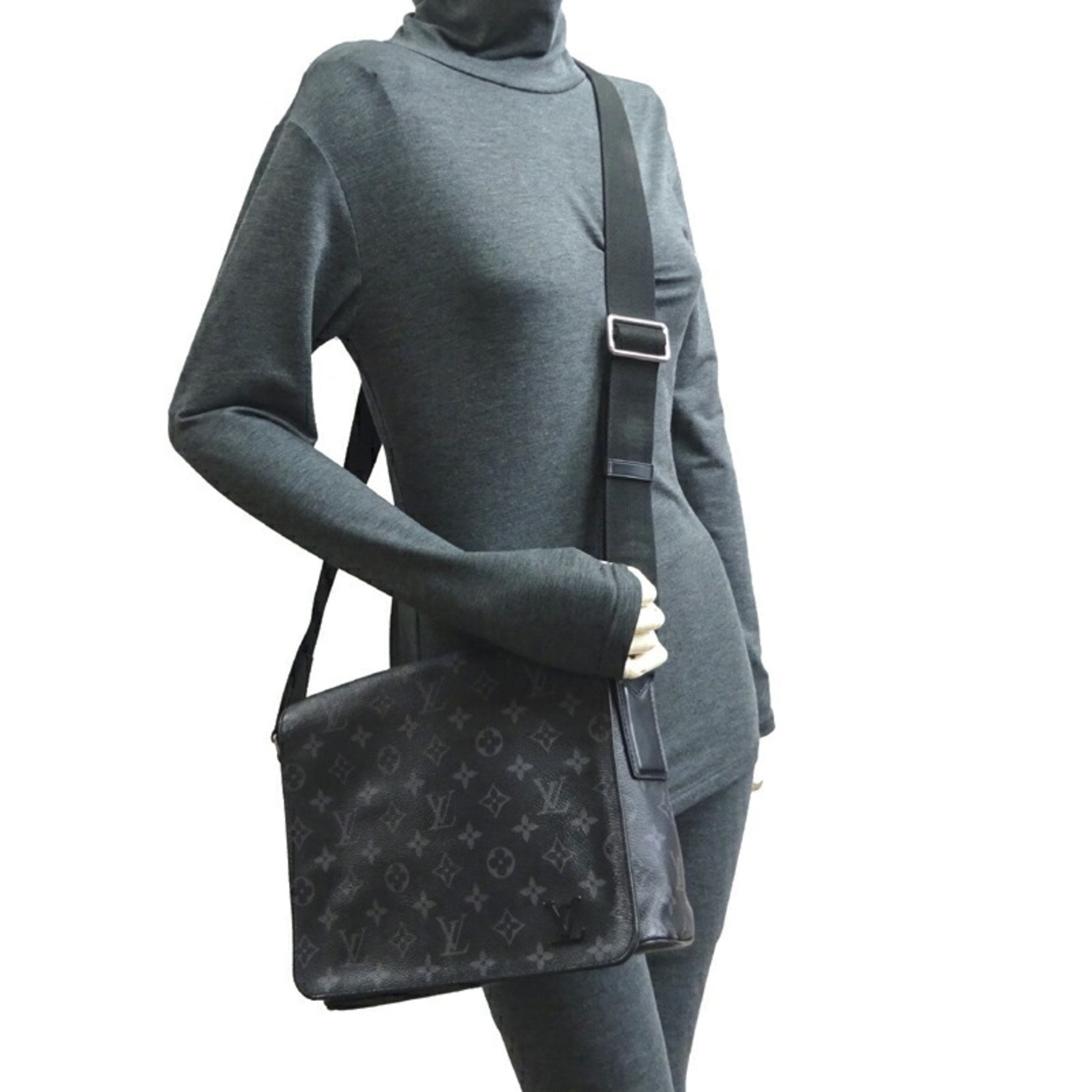 Louis Vuitton Monogram Eclipse District PM NM M44000 Men,Women Shoulder Bag  Monogram Eclipse | eLADY Globazone