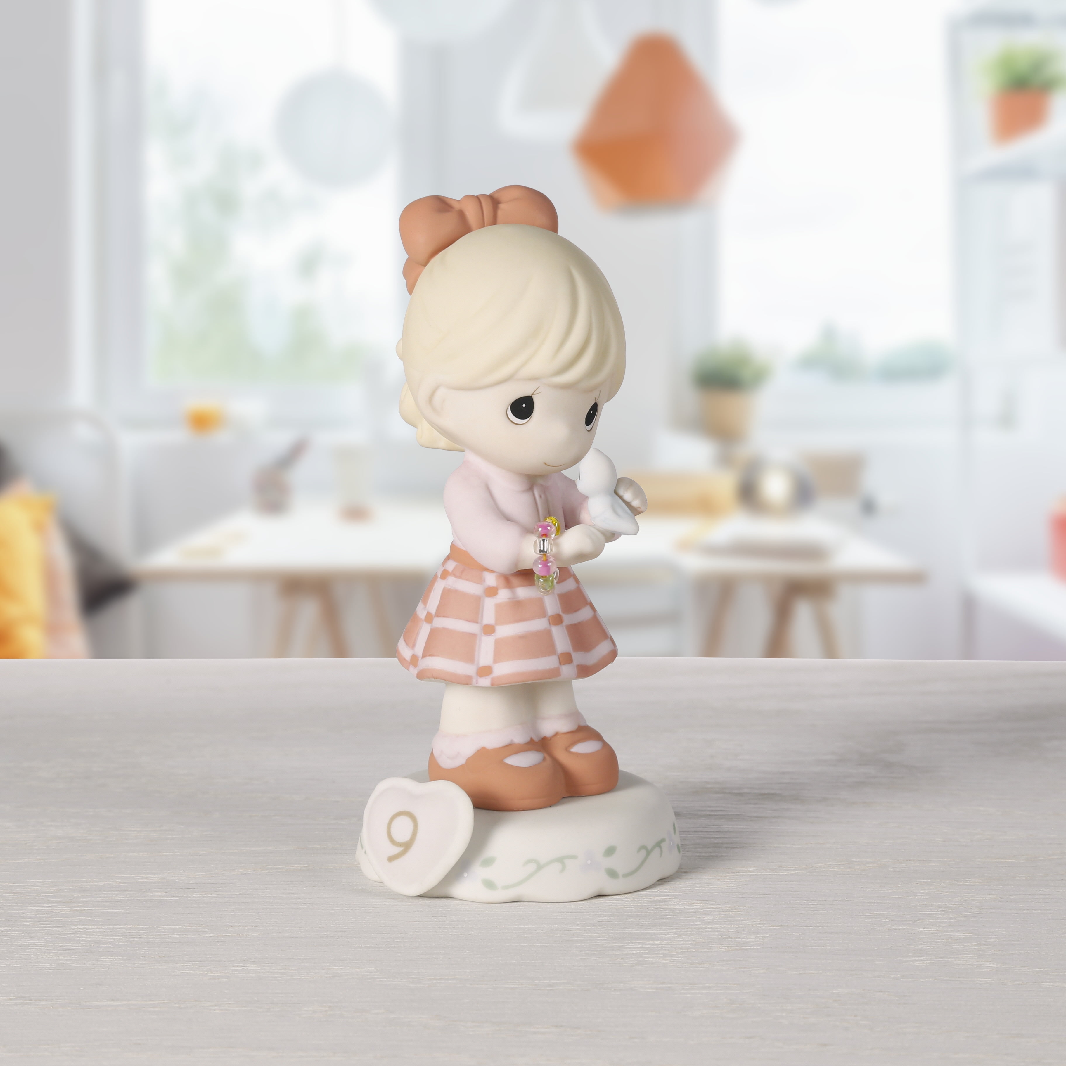 Precious Moments Growing In Grace Age 9 Blonde Girl Figurine Precious Moments Growing In Grace Age 9 Blonde Girl Figurine