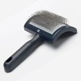 thumbnail image 4 of Slicker Brush Millers Forge de plástico curvo para peluquería canina, 4 of 4