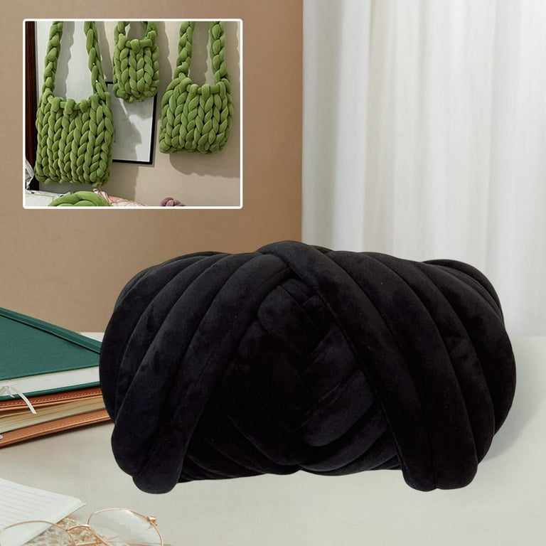 TUCO DEALS Ultra Soft 2.2 LBS (1kg) Chunky Yarn for Hand Knitting, Lush  Velvet Fabric Tube Yarn to Make Handbags, Pillows, Blankets, Crafts (Coffee