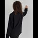 thumbnail image 4 of Camisetas de Larga con Cuello Redondo Extragrande para Mujer, Blusas Básicas de Otoño, Ropa Informal de Entrenamiento Y2K. Negro L, 4 of 8