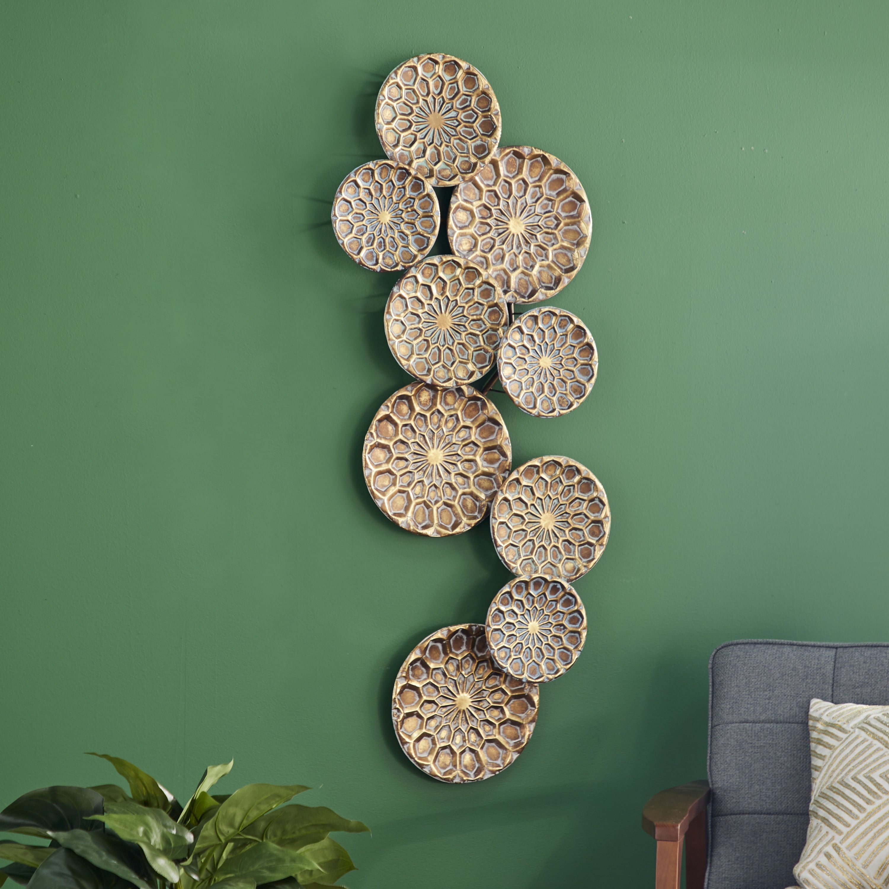 DecMode Gold Metal Plate Wall Decor with Embossed Design