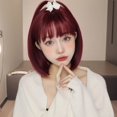 thumbnail image 3 of Pelucas cortas de Bob rojo vino con flequillo, pelucas sintéticas de Cosplay naturales para mujeres, cabello falso femenino resistente al calor, uso diario Afro, 3 of 4