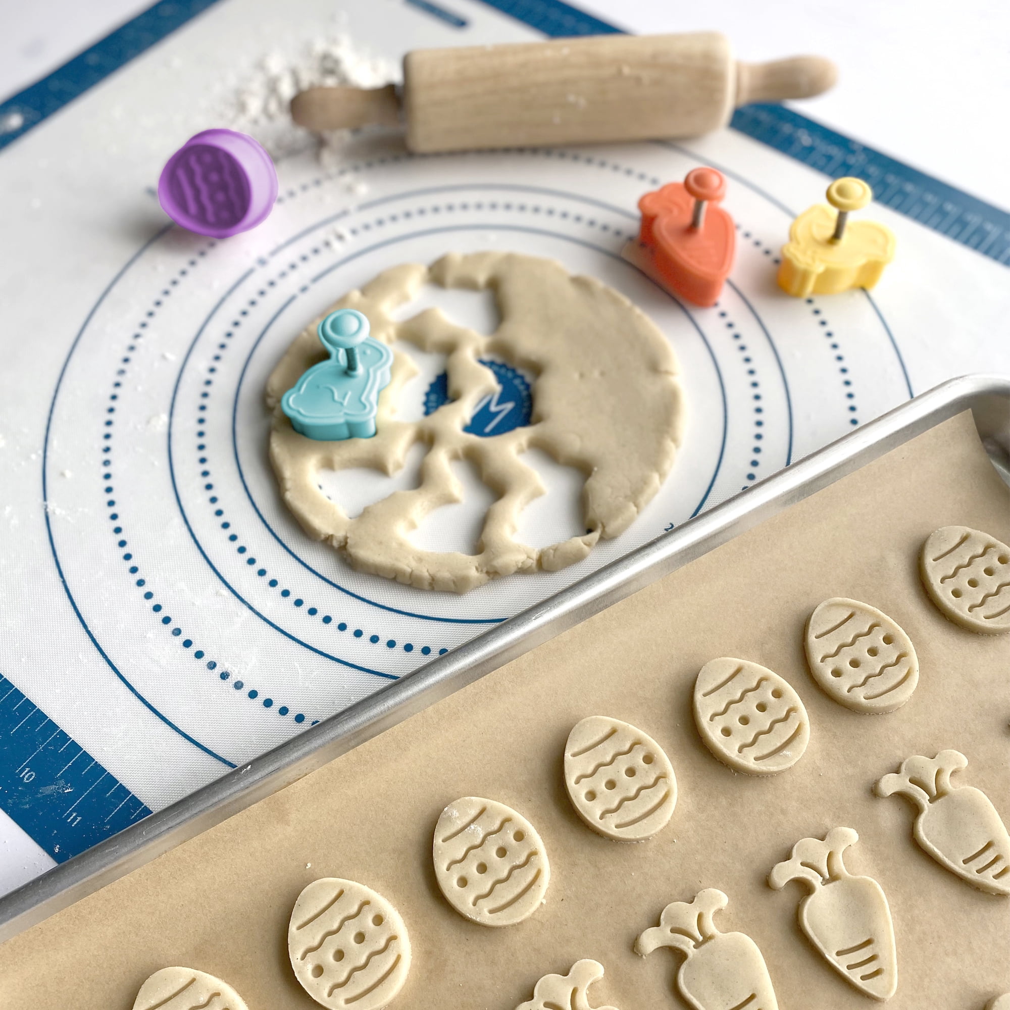 R&M International 18x24 Silicone Rolling Mat One Size White