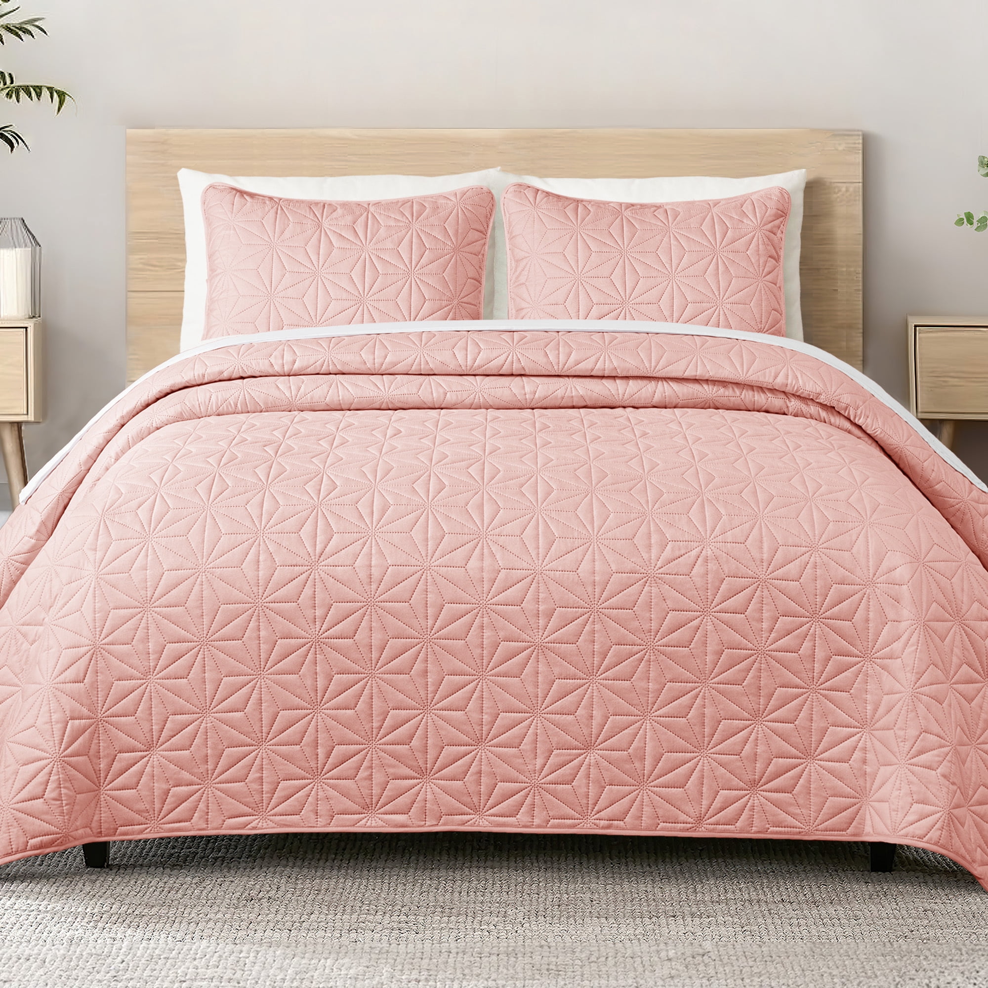 Whale Flotilla Microfiber California King 104"x 112" Quilt Set Lightweight Quilted Bedspreads Coverlets Set with Stars Pattern, Blush Pink