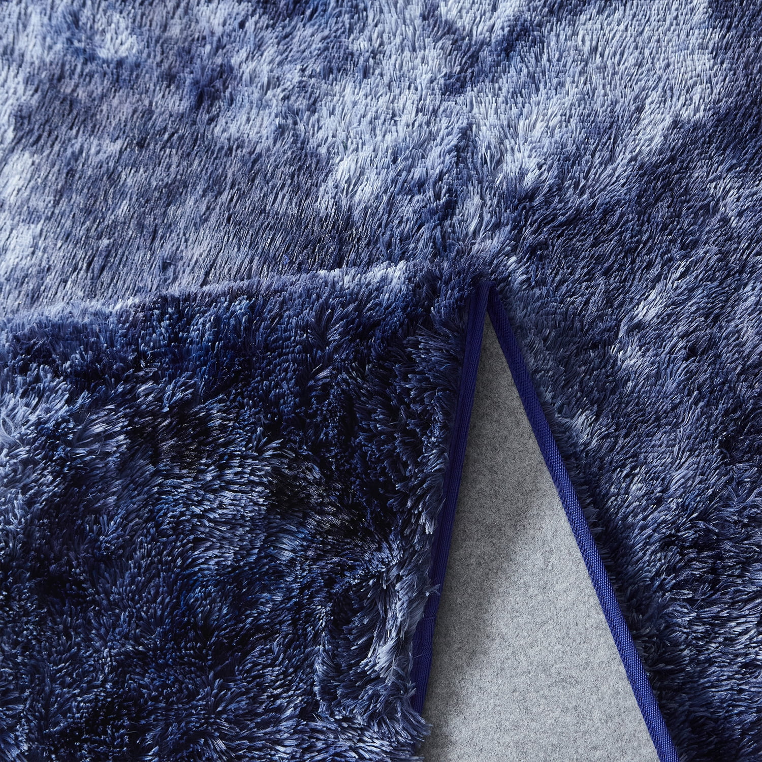 Soft Plush Faux Fur Area Rug 5x7 Feet, Luxury Modern Rugs Rectangular Fuzzy Carpet for Bedroom, Living room, Kids Room, Navy