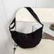thumbnail image 5 of Bolso de bola de masa para mujer, bolso de hombro de tendencia otoñal, bolso de mensajero deportivo de tela de nailon de moda simple, 5 of 6