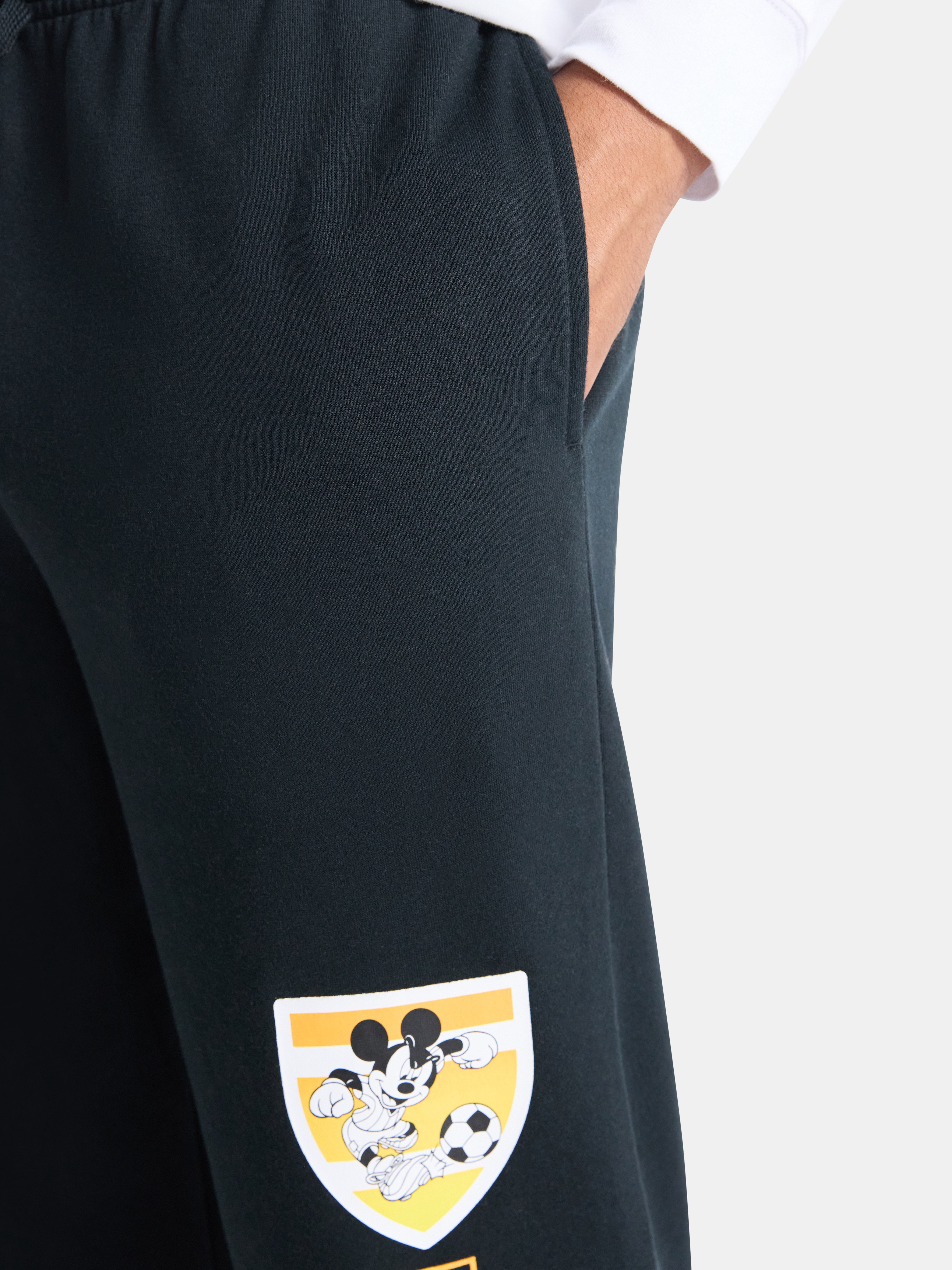 Mickey Mouse Men's and Big Men's Athletic Relaxed Fit Fleece Sweatpants, Sizes XS-3XL
