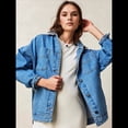 thumbnail image 4 of Chaqueta Vaquera Urbana para Mujer: Chaqueta Vaquera Estilo Boyfriend, Holgada, de Larga y con Botones Al Frente. Azul L, 4 of 8