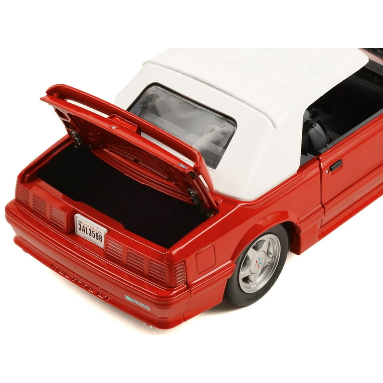 AUTOart Ford Mustang GT 40th Anniversary 2004 1:18 red 72856