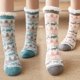 thumbnail image 4 of Calcetines navideños para mujer, con forro polar cálido, tejidos antideslizantes Irfora  Estilo 3, 4 of 7