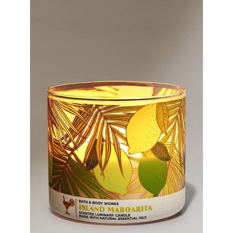 Bath & Body Works, White Barn 3-Wick Candle w/Essential Oils