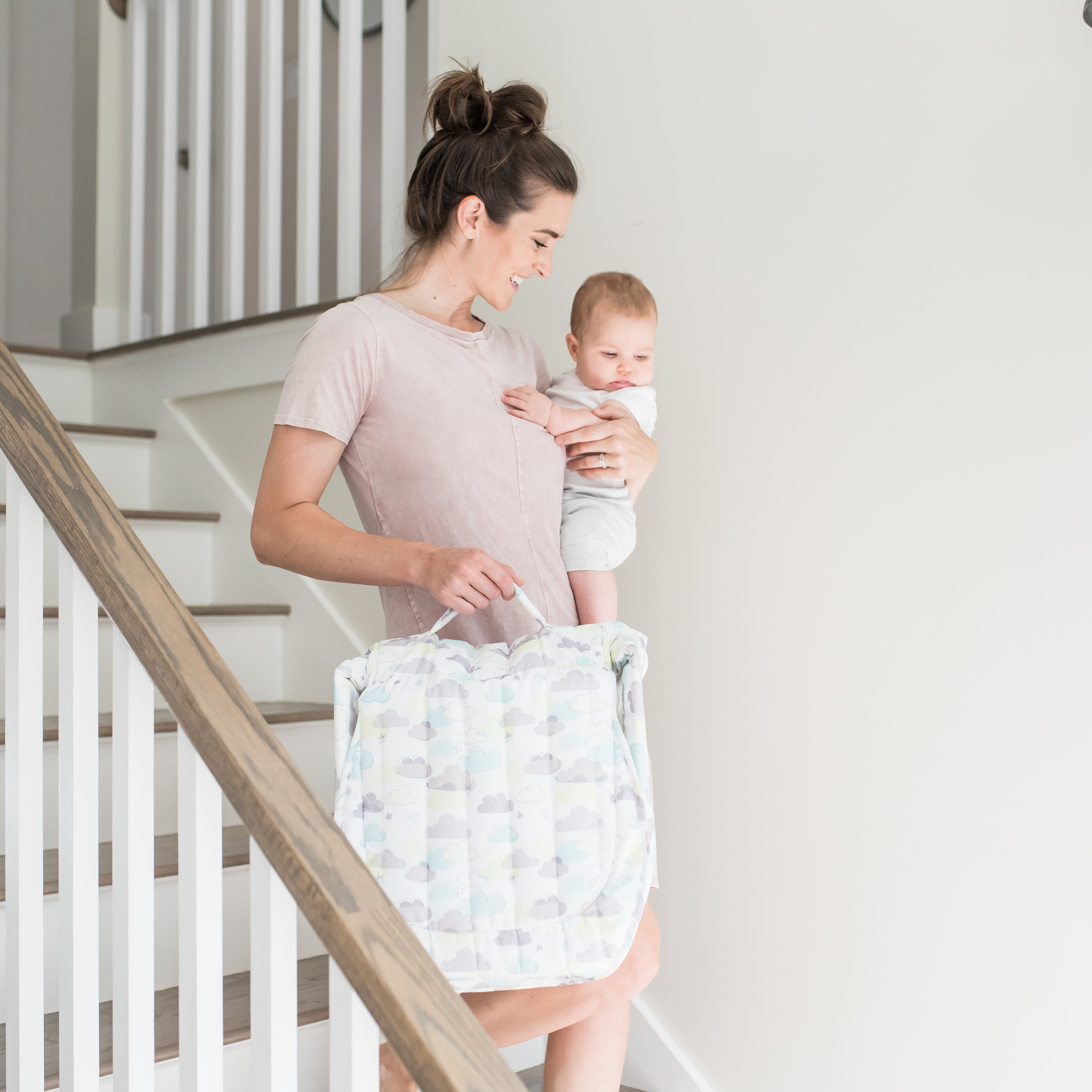 BabySnuggle™ - Portable Baby Bed