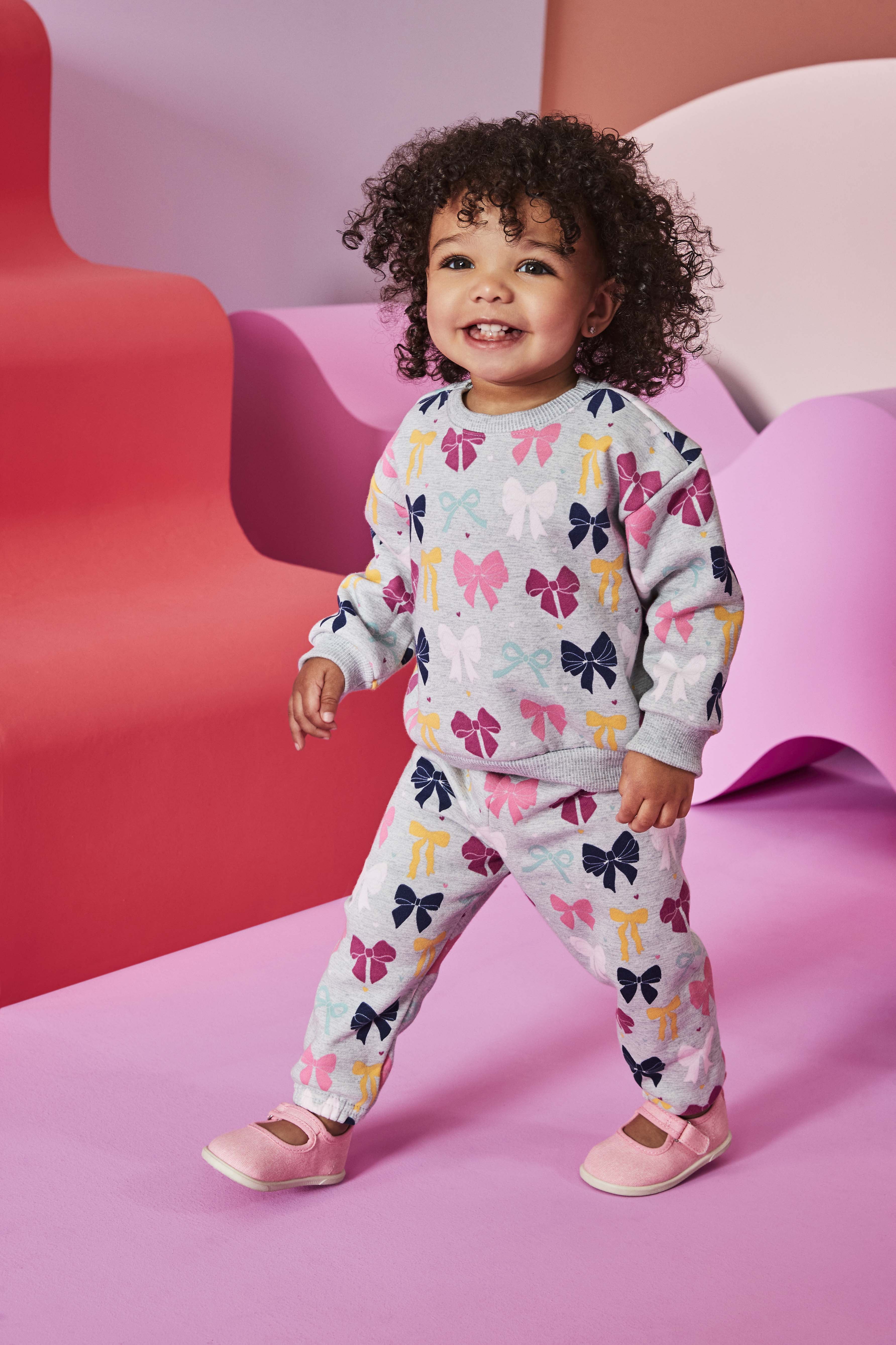 Garanimals Baby Girls Printed Fleece Joggers, Sizes 6M-24M