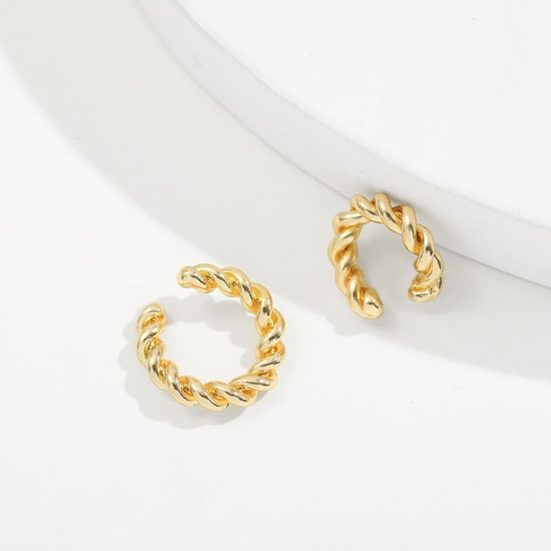 Ear Cuff de perlas para mujer, pendientes bohemios apilables en forma de C con diamantes de imitación de circonia cúbica, pendientes de Clip pequeños, joyería de boda, nueva moda 2024