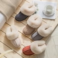 thumbnail image 2 of Zapatillas de algodón y lana de terciopelo de piel de ciervo con suela gruesa antideslizantes para hombres y mujeres para el hogar, 2 of 6