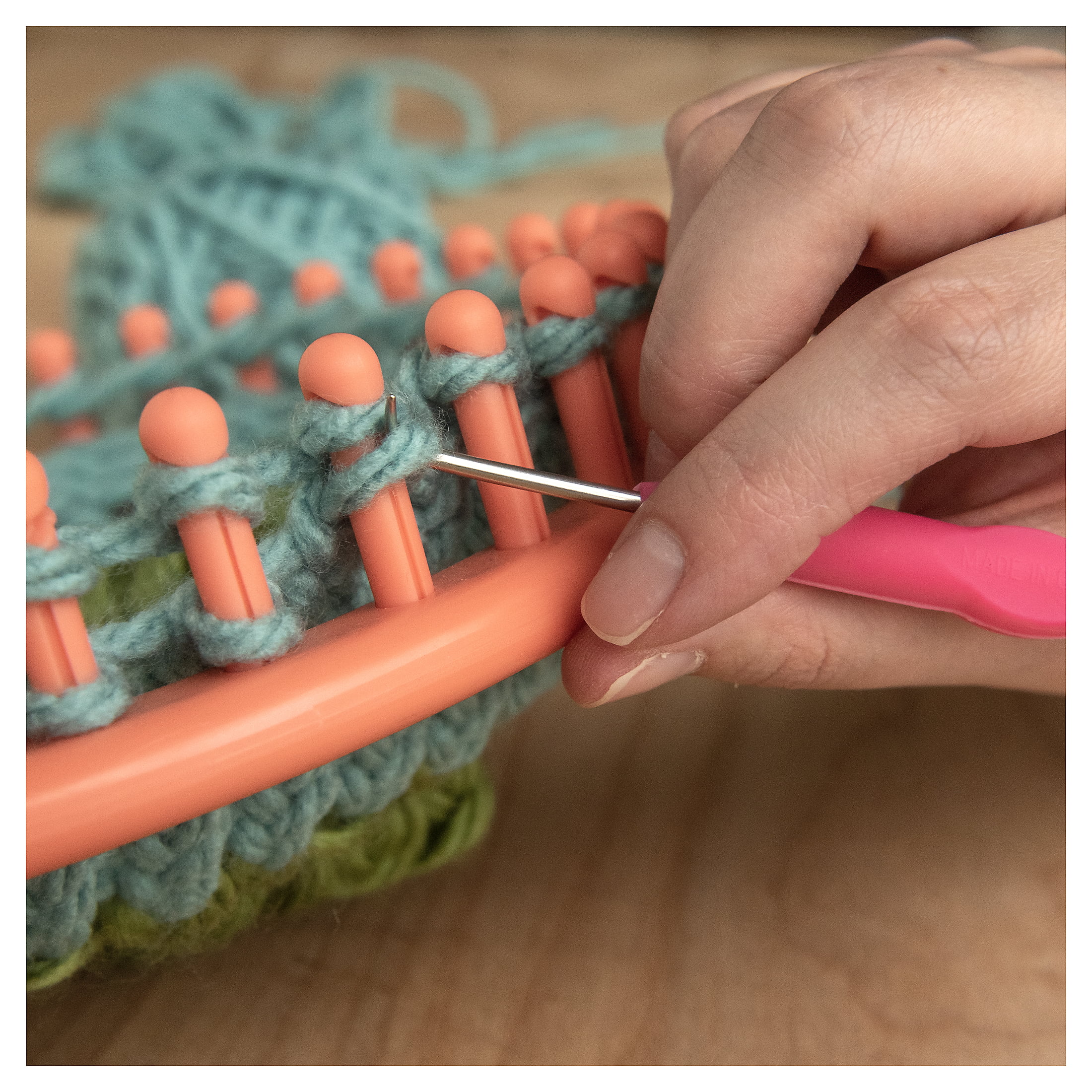  Boye Ergonomic Knitting Loom Hook Tool : Arts, Crafts & Sewing