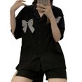 thumbnail image 3 of Conjunto de pijamas de manga corta para mujer Decoración con lazo Cuello en V Top de dos piezas Pantalones cortos Ropa de dormir Negro M (40-50 kg), 3 of 8