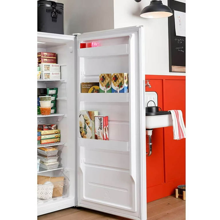 Open Box Hotpoint HUF13STRWW 13 Cu. Ft. Frost Free Upright Freezer
