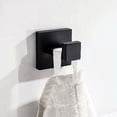 thumbnail image 2 of Gancho para toallas de acero inoxidable negro mate, paquete de 2, gancho para ropa de baño, gancho para abrigos, montaje en pared, colgador cuadrado para puerta de cocina y baño, resistente, 2 of 5