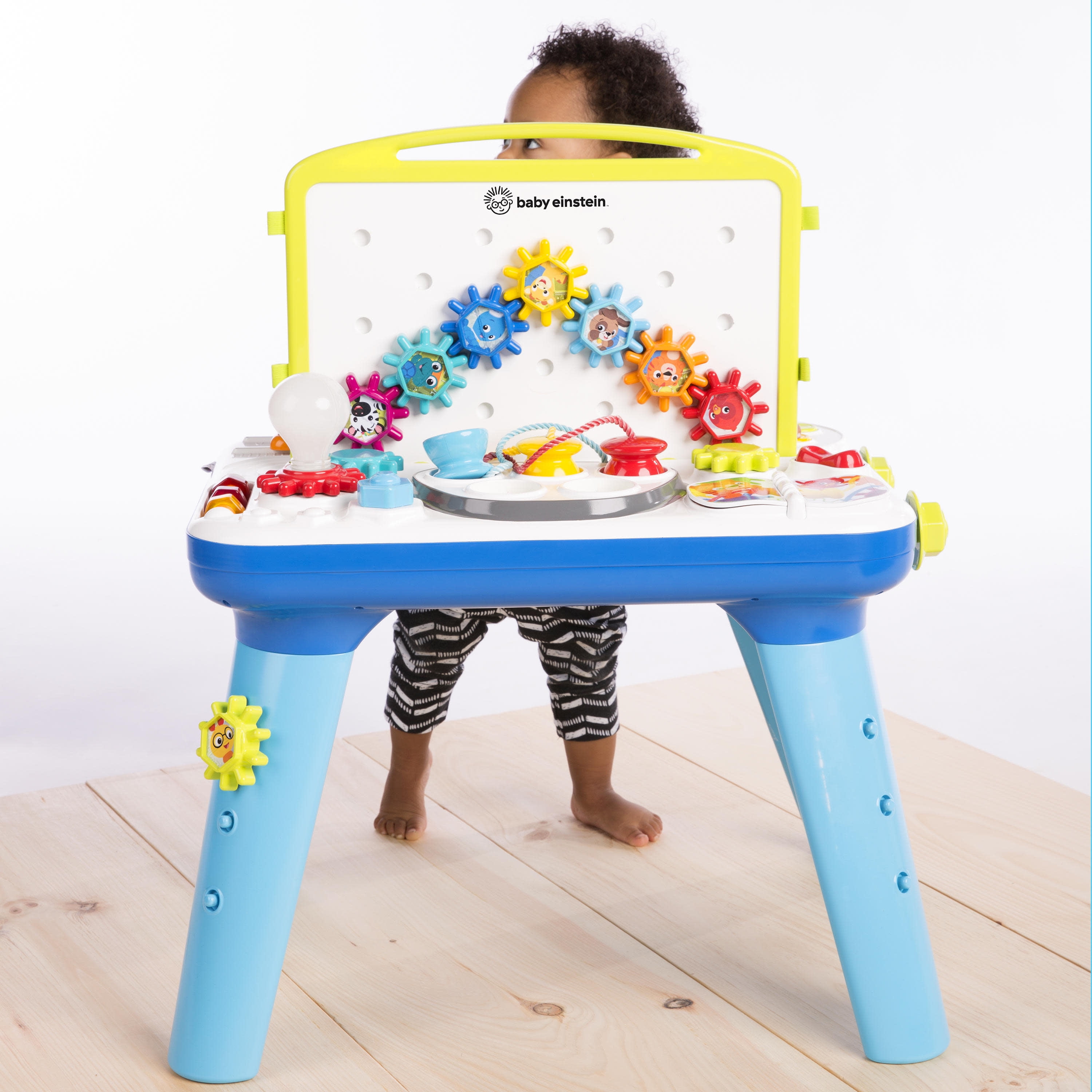 baby einstein curiosity table