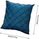 thumbnail image 3 of Estuche decorativo de terciopelo suave con rayas de 45 x 45 cm, 3 of 3