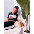 thumbnail image 2 of Parlante Bluetooth 5.1 Newport de OC Acoustic con carga USB, 2 of 9
