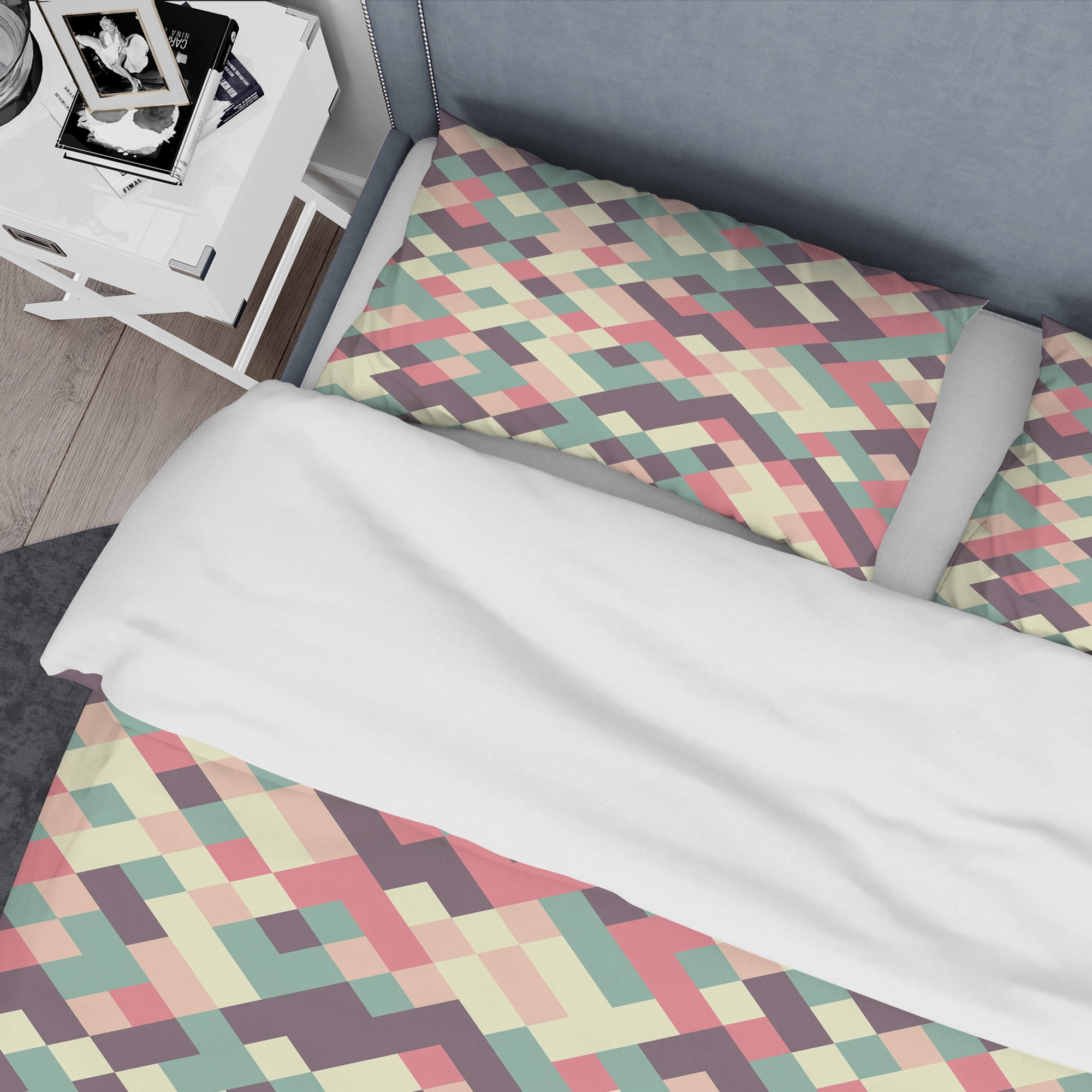 Designart 'Retro Square Design IV' Mid-Century Modern Duvet Cover Set