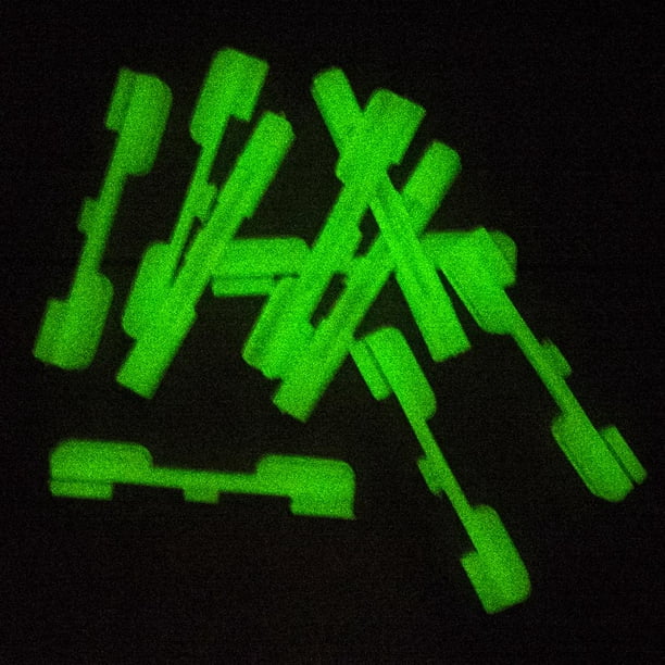 Luzkey 20 Pieces Fluorescent Glow Stick Clip Fishing Rod Clips Green S M