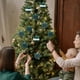 thumbnail image 5 of Adorno Navideño de Terciopelo con Incrustaciones | Adorno Colgante para Árbol con Brillo | 8 Cm (3,15 Pulgadas) de Diámetro | Opciones: Azul, Rojo, Verde y Gris | Juego de 1 Pieza, 5 of 6