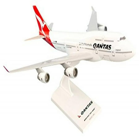 Daron Skymarks Qantas 747-400 New Livery Airplane Model (1/250 Scale)