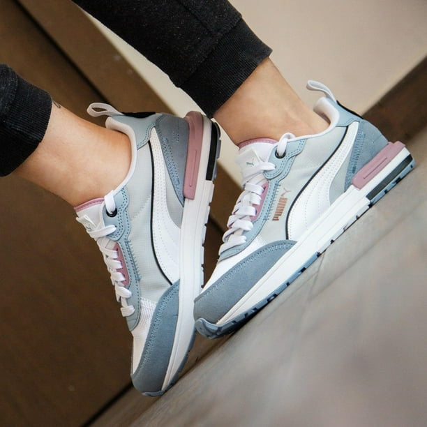 Tenis Puma R22 38346213 Mujer azul