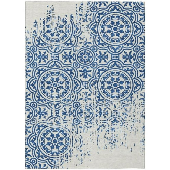 HomeRoots 585359 5 x 8 ft. Medallion Washable Indoor & Outdoor Rectangle Area Rug, Navy Blue & Ivory