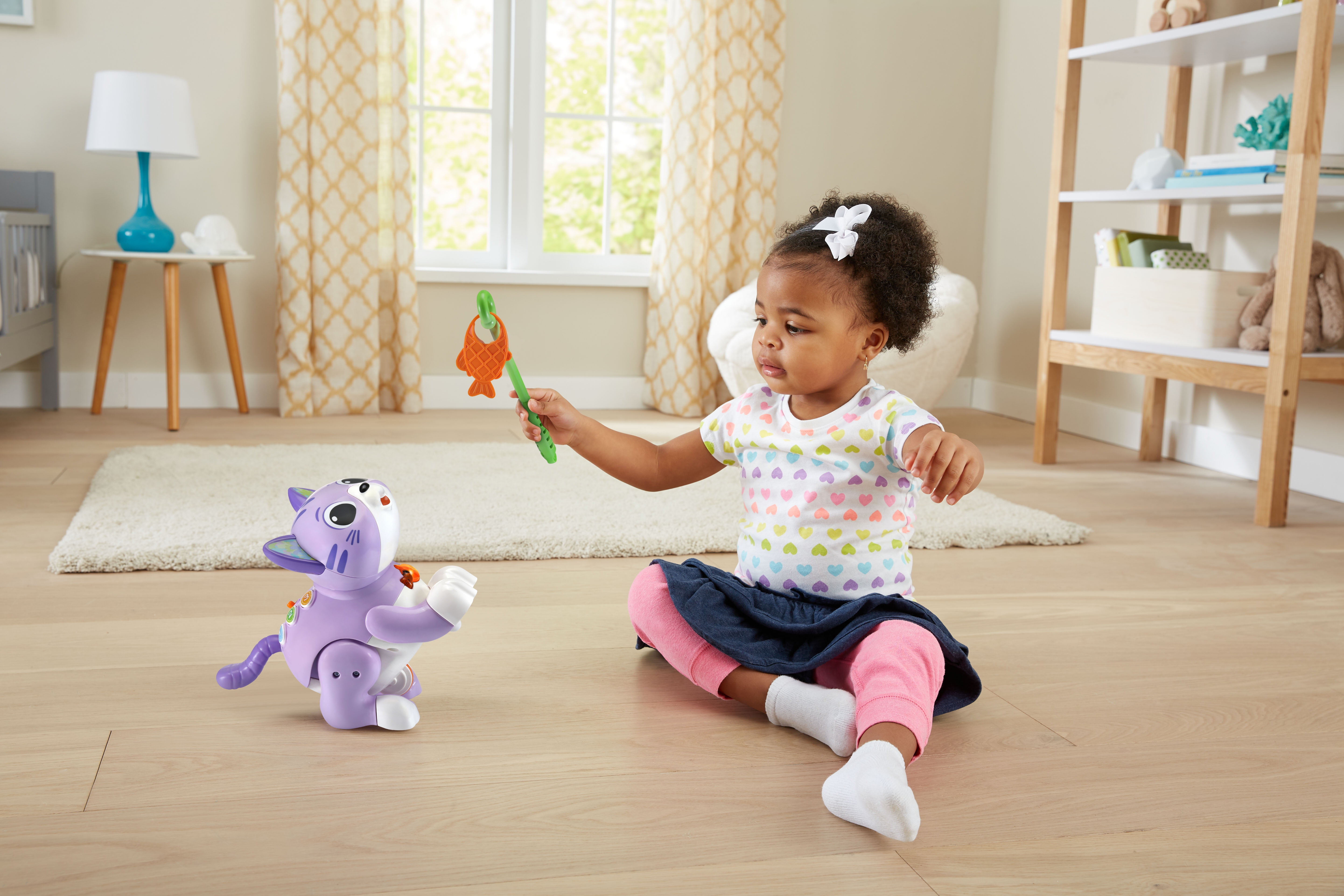VTech Kid'Couture – Bolso de mano de gato mágico – Kit de bordado con efectos de luz mágicos y sonido – para niños de 5 a 9 años VTech Kid'Couture – Bolso de mano de gato mágico – Kit de bordado con efectos de luz mágicos y sonido – para niños de 5 a 9 años
