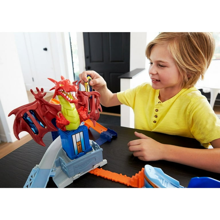 Hot Wheels Dragon Blast Playset