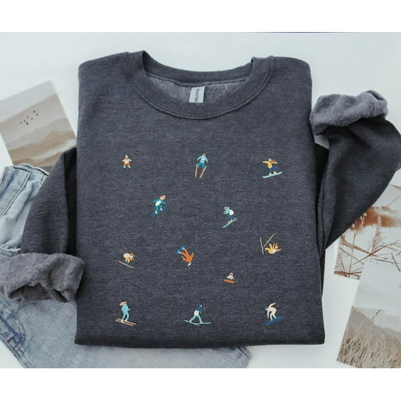 Skiing Sweatshirt, Apres Ski Sweatshirt, Winter Holiday Sweatshirt - Sizes S-5XL ,Art Print JSC