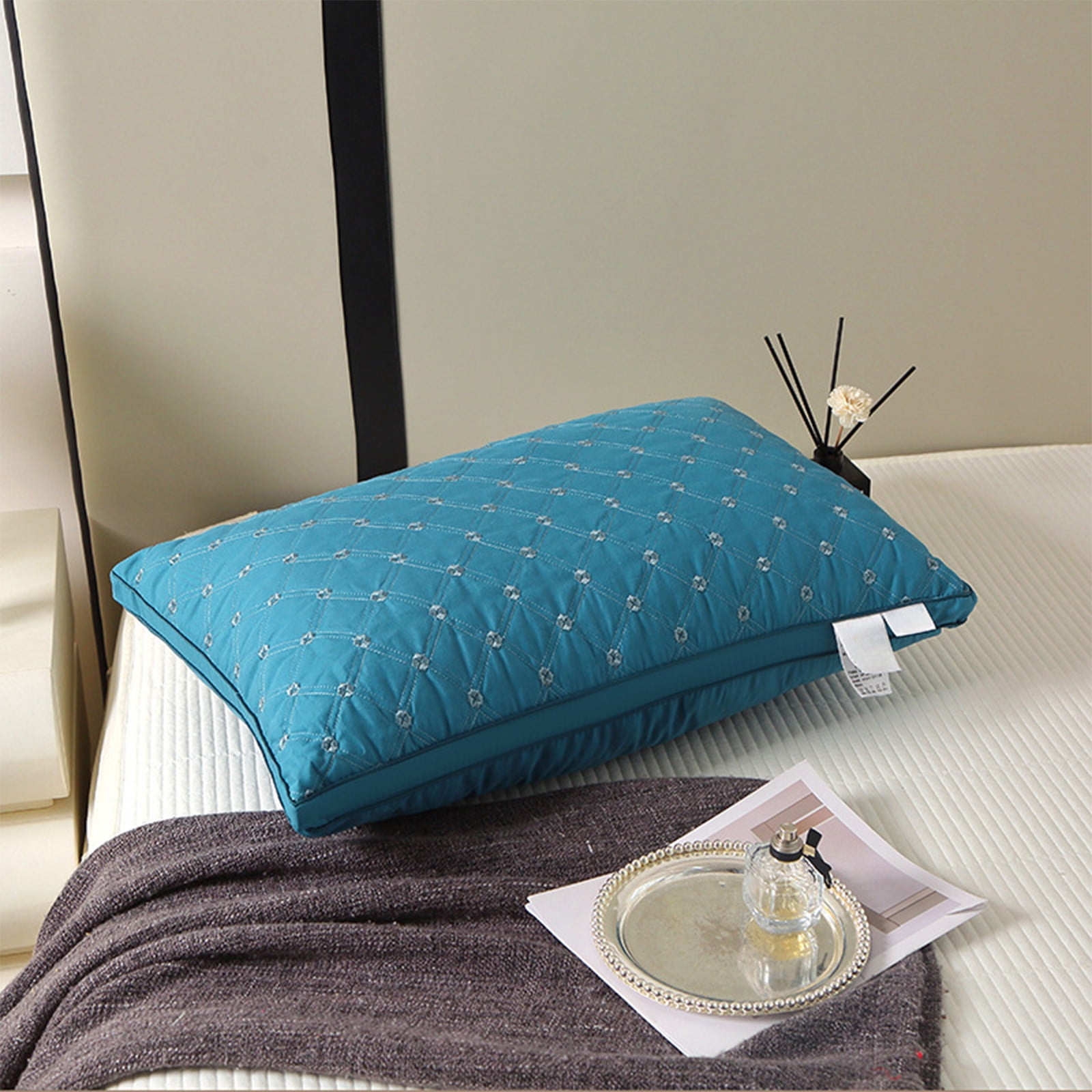 Kabnic 2 Pack Standard Size Bed Pillows, Hotel Luxury Cooling & Breathable Pillows, Down Alternative Gusseted for Side & Back Sleepers, Machine Washable