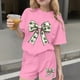 thumbnail image 2 of Vestido de manga corta para niños Día de San Patricio impreso de dos piezas Conjunto de cuello redondo con pantalones cortos, blusa de manga corta, 2 of 6