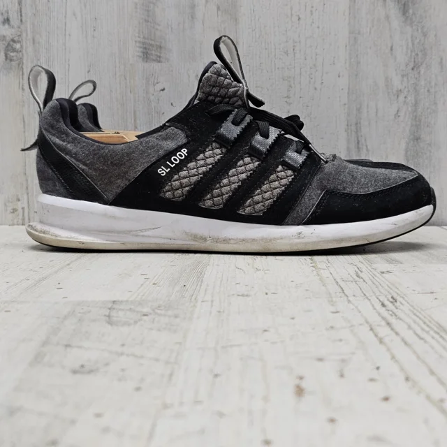 Adi-das SL Loop Runner Mens Size 11.5 Black White Athletic Shoes Sneakers S85637