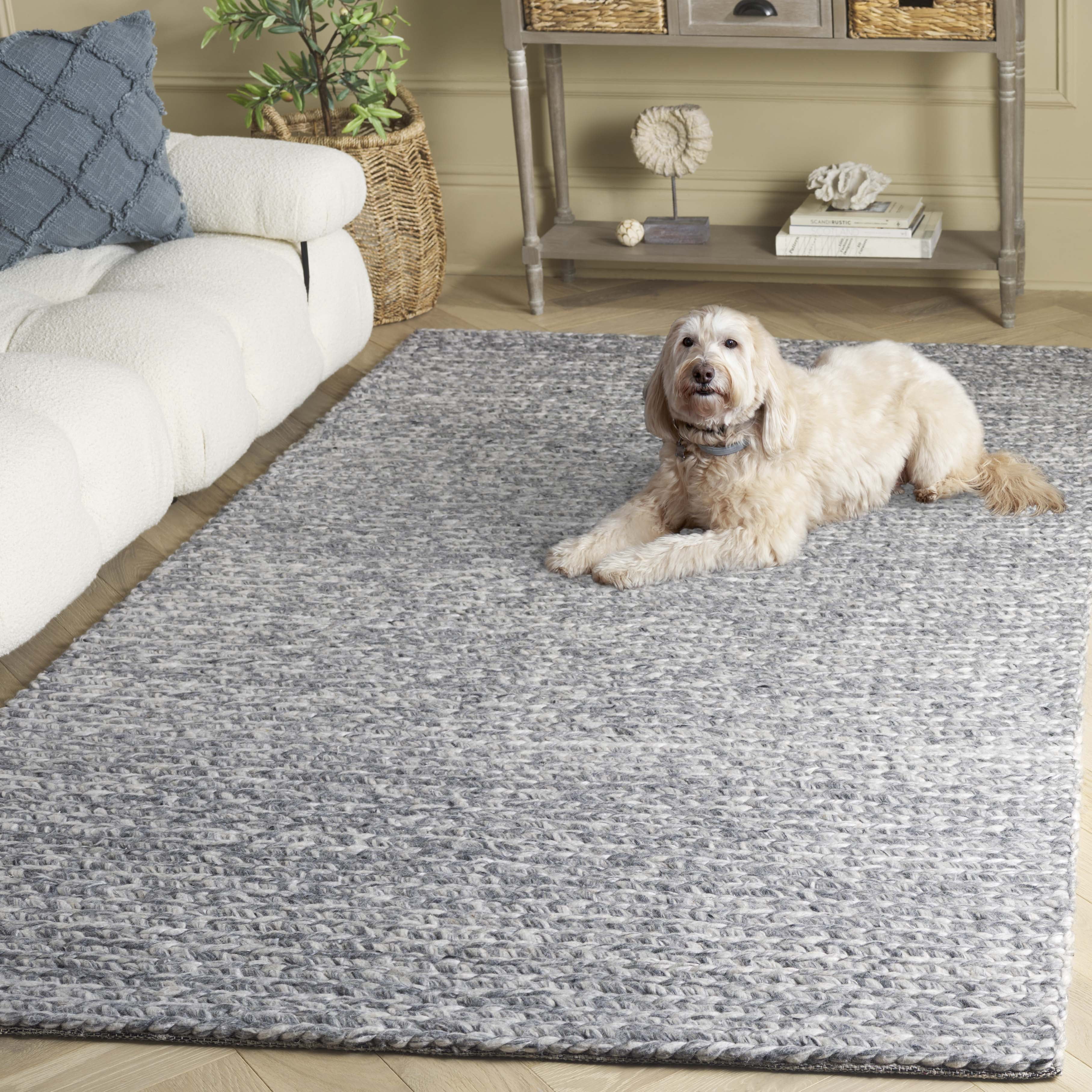 SAFAVIEH Natura Bedinn Distressed Area Rug, Gray/Ivory, 6' x 6' Square