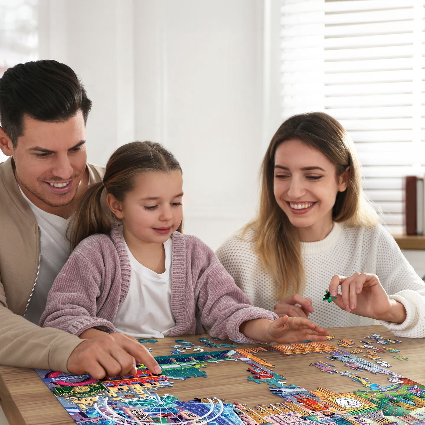 London - 1000 Piece Boardwalk Jigsaw Puzzle