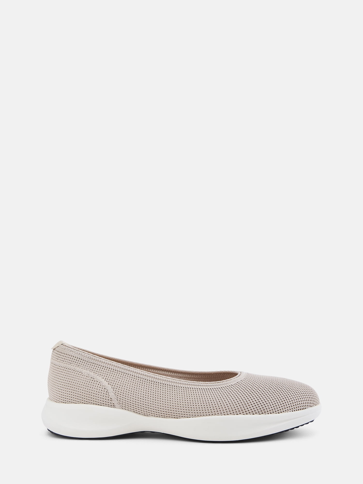 Time and Tru Women's Sporty Comfort Ballet Flats, Wide Width