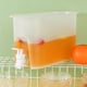 thumbnail image 5 of Dispensador de bebidas de agua fría con grifo | Tetera de té fría de plástico de gran capacidad de 4L | Jarra portátil para frigorífico para bebidas heladas, té de fruta, transparente y, 5 of 9